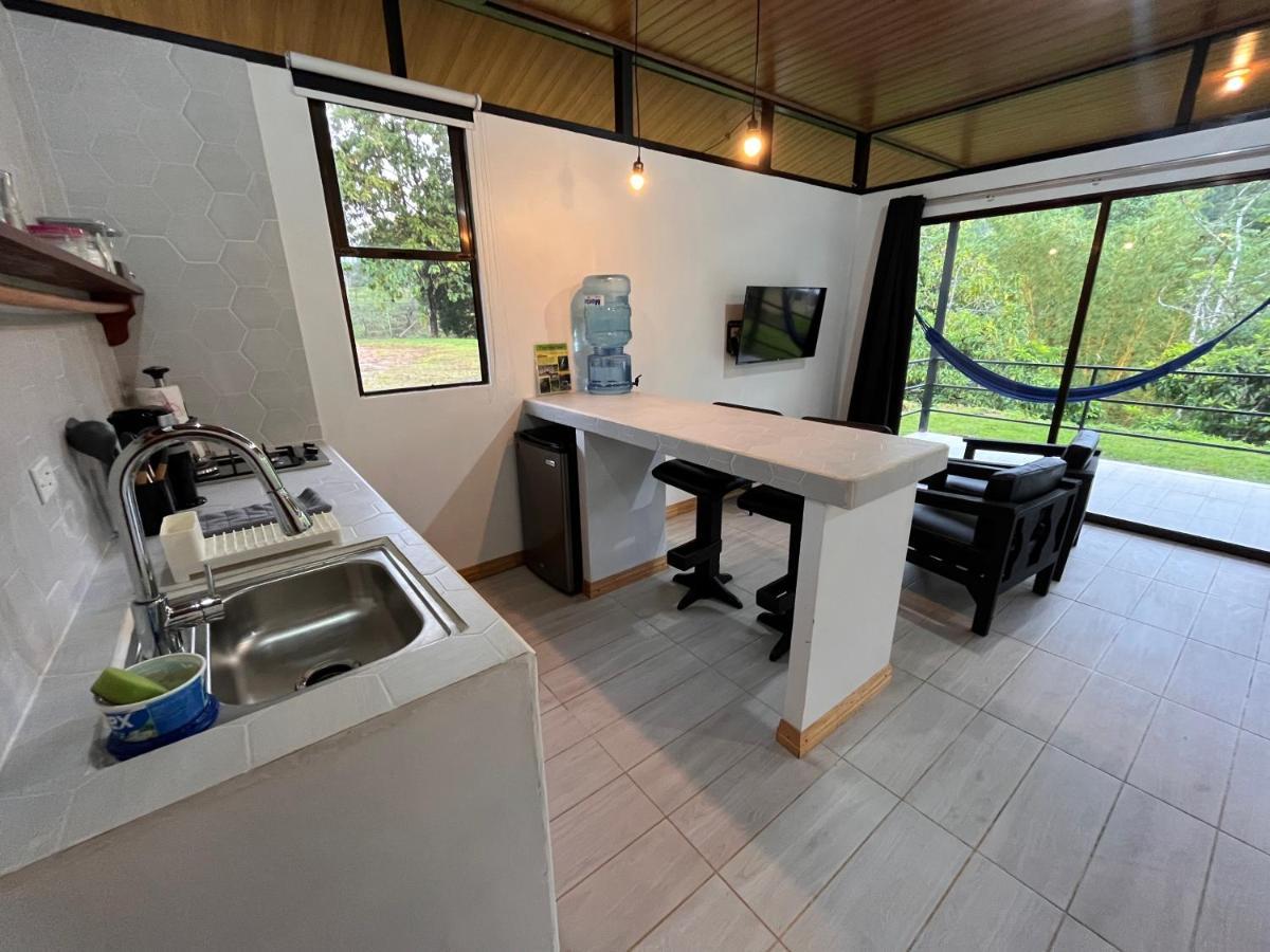 Pacheco Tours Rainforest Cabins 4X4 Only Drakes Bay Buitenkant foto
